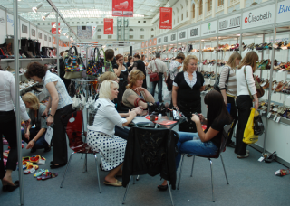 Wystawa SHOESACCES - sierpień 2010